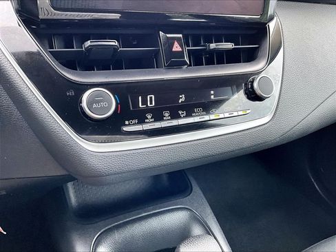 Used 2024 Toyota Corolla LE FWD image 26