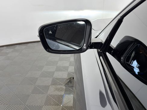 Used 2021 BMW 330i Sedan w/ M Sport Package image 21