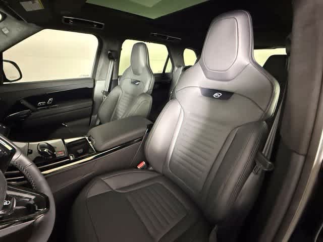 New 2027 Land Rover Range Rover Sport HST AWD/4WD image 6