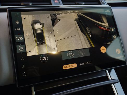 New 2026 Land Rover Range Rover Velar Dynamic SE image 27