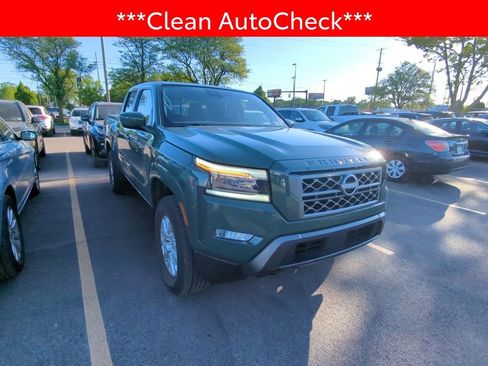 Used 2023 Nissan Frontier SV w/ SV Premium Package AWD/4WD image 3