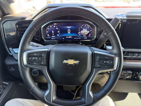 Used 2024 Chevrolet Silverado 3500 LT w/ Convenience Package image 34