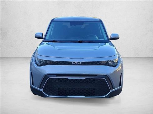 Used 2024 Kia Soul LX w/ Option Group 015 FWD image 2