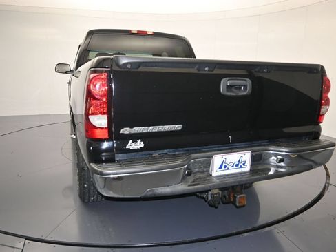 Used 2007 Chevrolet Silverado 1500 LT w/ Extended Cab Value Package RWD image 21