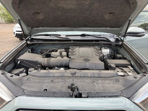 Used 2023 Toyota 4Runner TRD Off-Road Premium w/ Moonroof Package AWD/4WD image 20