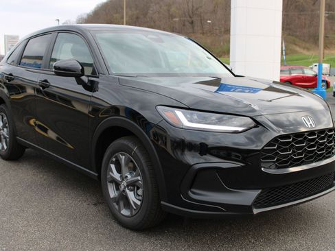 New 2026 Honda HR-V LX image 4