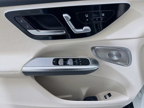 New 2026 Mercedes-Benz GLC 300 4MATIC image 18