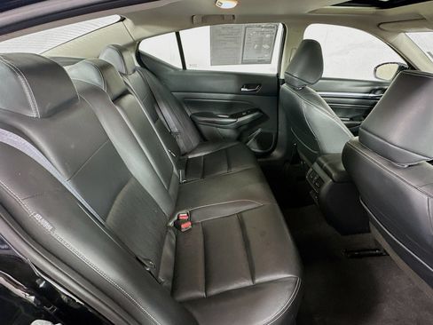 Used 2022 Nissan Altima 2.5 SL FWD image 30