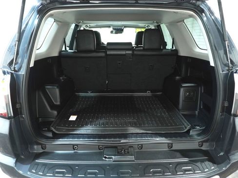 Certified 2024 Toyota 4Runner TRD Off-Road Premium w/ Moonroof Package AWD/4WD image 6