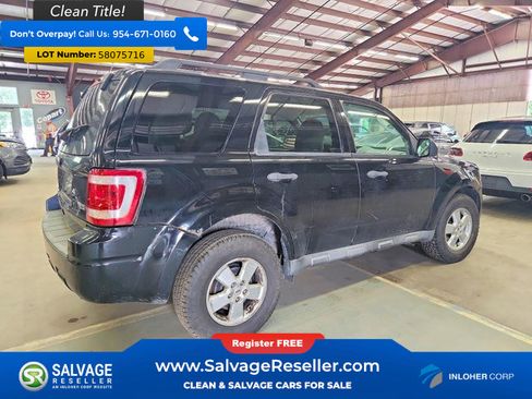 Used 2010 Ford Escape XLT AWD/4WD image 4