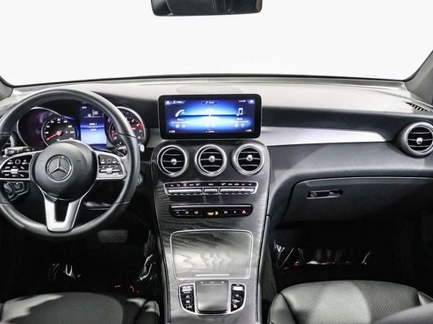 Used 2021 Mercedes-Benz GLC 300 image 12