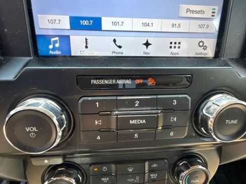 Used 2017 Ford F150 Lariat AWD/4WD image 59