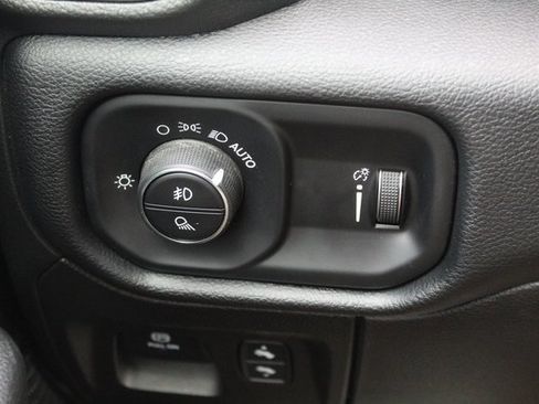 Used 2021 RAM 1500 Big Horn image 20