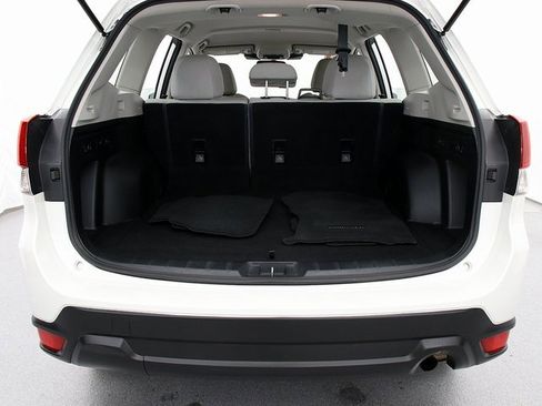 Used 2022 Subaru Forester image 25