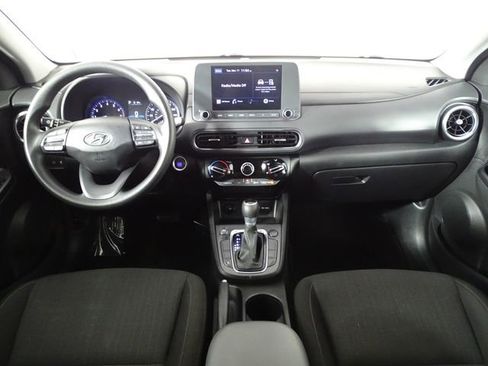 Used 2022 Hyundai Kona SEL image 28