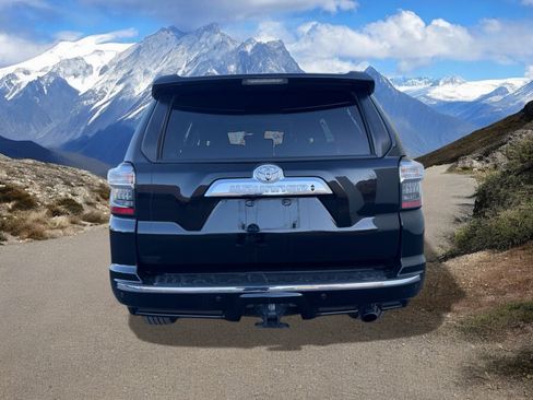 Used 2023 Toyota 4Runner Limited image 4