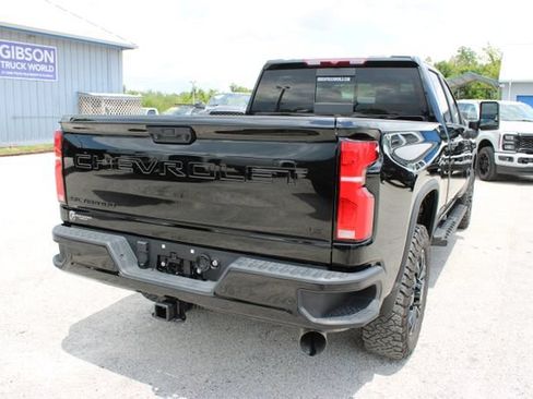 Used 2025 Chevrolet Silverado 2500 LT w/ Trail Boss Package AWD/4WD image 11