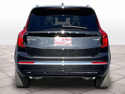 New 2026 Volvo XC90 T8 Ultra w/ Lounge Package image 6
