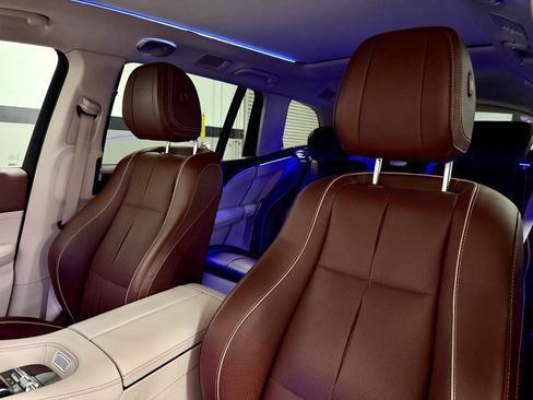 Used 2023 Mercedes-Benz Maybach GLS 600 4MATIC image 25