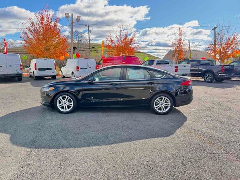 Used 2018 Ford Fusion S image 4