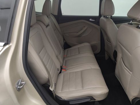 Used 2017 Ford Escape Titanium image 19