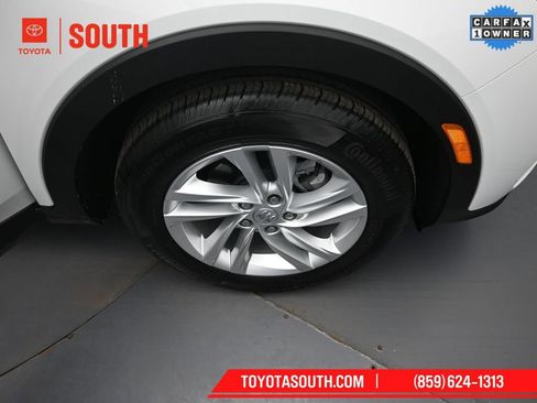 Used 2025 Buick Envista Preferred w/ Convenience II Package image 35