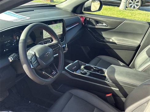 Certified 2025 Chevrolet Equinox RS image 15