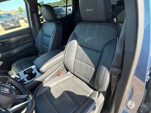 Used 2026 Buick Enclave Avenir w/ Super Cruise Package AWD/4WD image 23