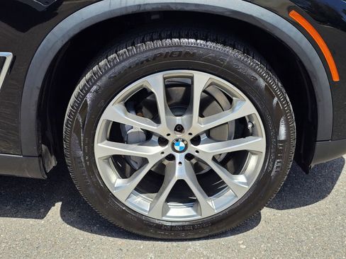 Used 2022 BMW X5 xDrive40i w/ Climate Comfort Package AWD/4WD image 7