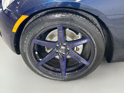 Used 2007 Pontiac Solstice Convertible w/ Premium Package RWD image 33