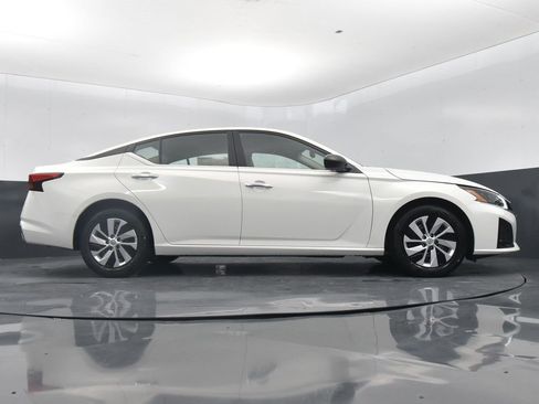 Certified 2025 Nissan Altima 2.5 S image 27