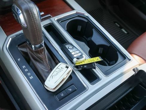 Used 2018 Ford F150 King Ranch w/ Equipment Group 601A Luxury AWD/4WD image 26