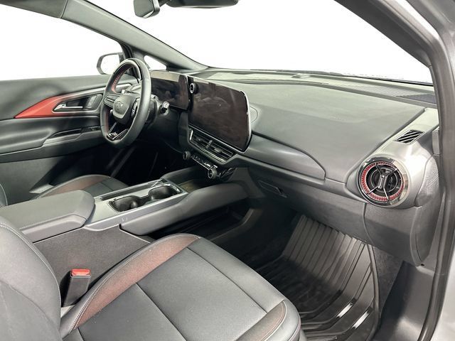 Used 2024 Chevrolet Equinox EV RS FWD image 29