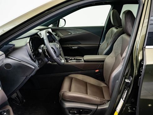 Certified 2025 Lexus RX 350 AWD image 19