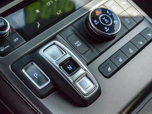 Used 2024 Hyundai Palisade Calligraphy image 21