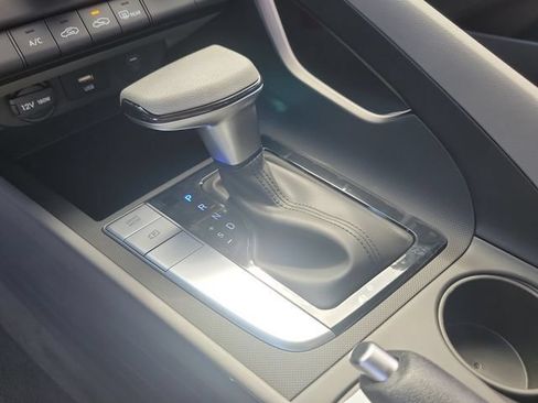 New 2026 Hyundai Elantra SE FWD image 16