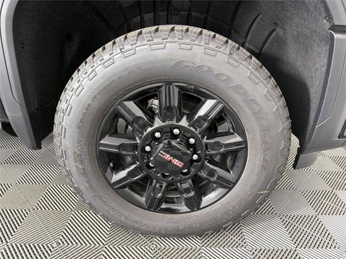 New 2026 GMC Sierra 2500 AT4 w/ AT4 Premium Plus Package AWD/4WD image 11