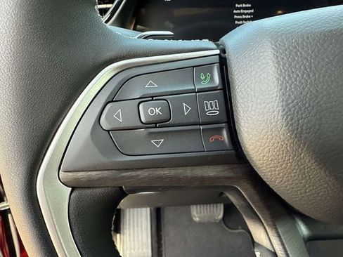 New 2026 Jeep Grand Cherokee Limited w/ Limited Altitude Package AWD/4WD image 29