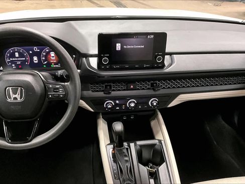 Used 2025 Honda Accord LX image 7
