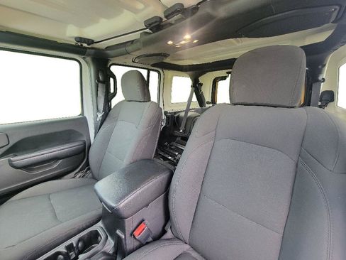 Used 2021 Jeep Wrangler Unlimited Sport AWD/4WD image 13