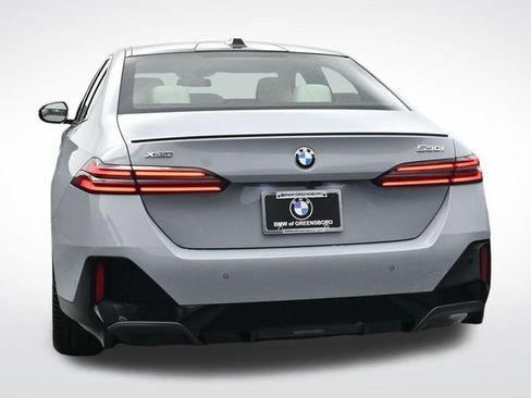 New 2026 BMW 530i xDrive w/ M Sport Package image 6