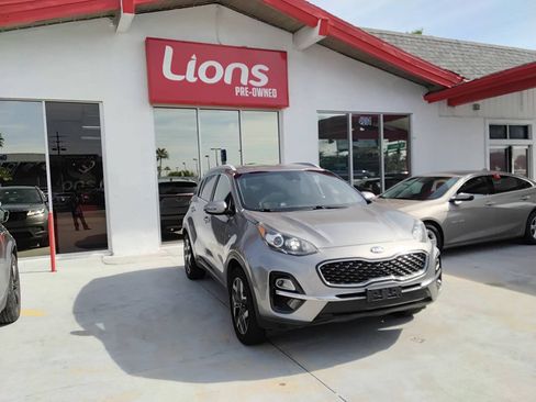 Used 2020 Kia Sportage EX AWD/4WD image 2