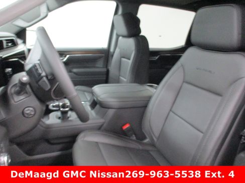 New 2026 GMC Sierra 1500 Denali w/ Denali Reserve Package image 28