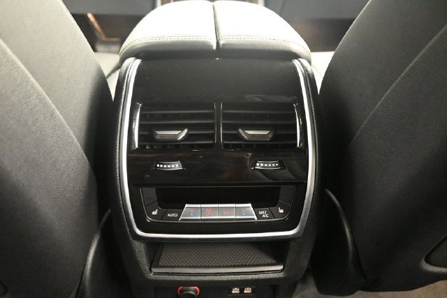 Certified 2024 BMW X5 sDrive40i w/ Premium Package RWD image 17
