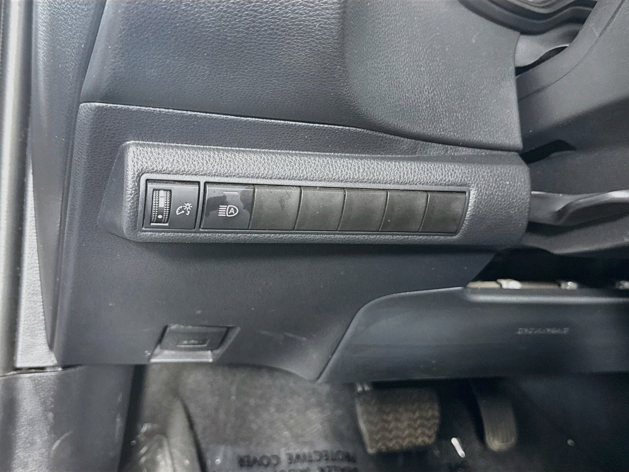 Certified 2025 Toyota Corolla LE FWD image 11