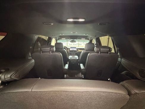 Used 2024 Chevrolet Tahoe RST w/ RST Performance Edition image 30