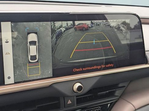 Used 2024 Toyota Crown Limited w/ Advanced Technology Package image 24