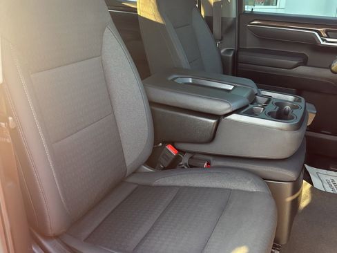 Used 2025 Chevrolet Silverado 1500 LT image 22