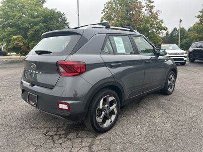 Used 2024 Hyundai Venue SEL