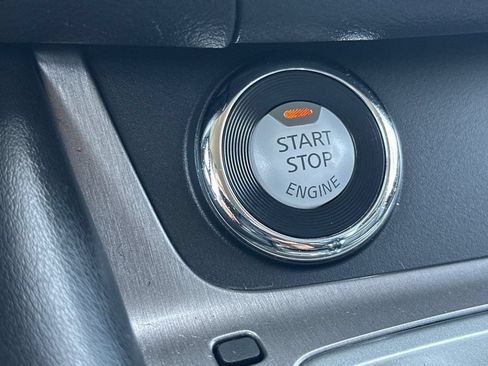 Used 2024 Nissan Murano SV w/ SV Midnight Edition Package FWD image 23
